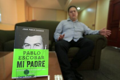 Chuano Pablo Escabaro vardas priverčia suklusti. Prieš du dešimtmečius nužudyto narkotikų barono gyvenimas apipintas daugybe šiurpą keliančių istorijų.